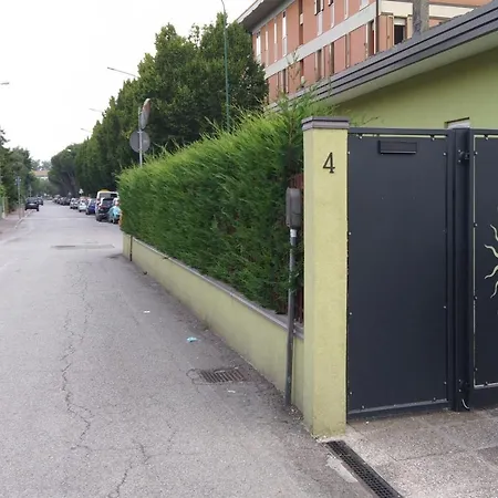 Greencolors Dependance فندق كامبالتو