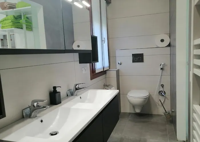 Greencolors Dependance كامبالتو